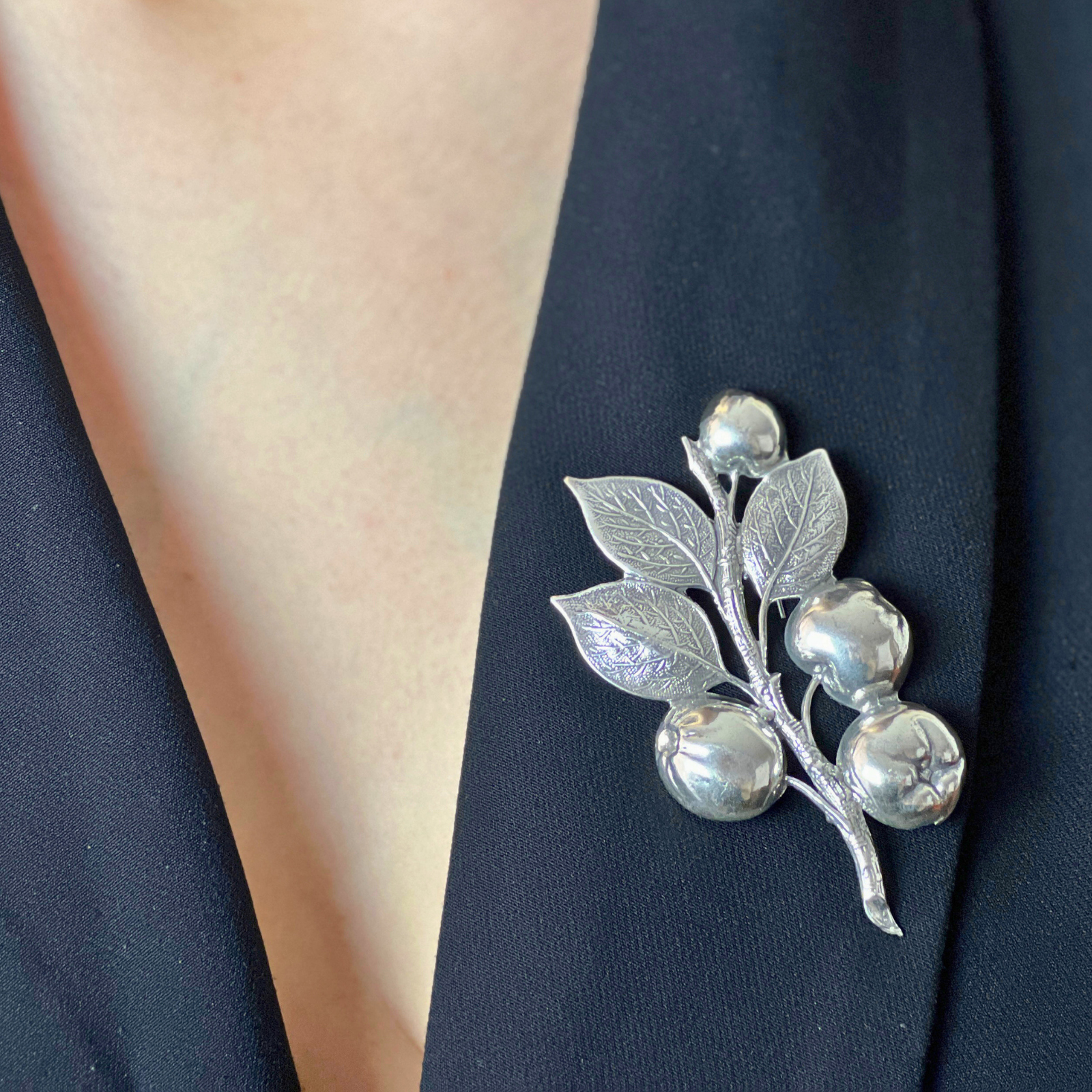 Broche Pommes Argentée