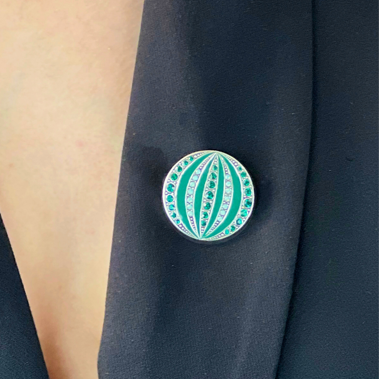 Broche Tour du monde