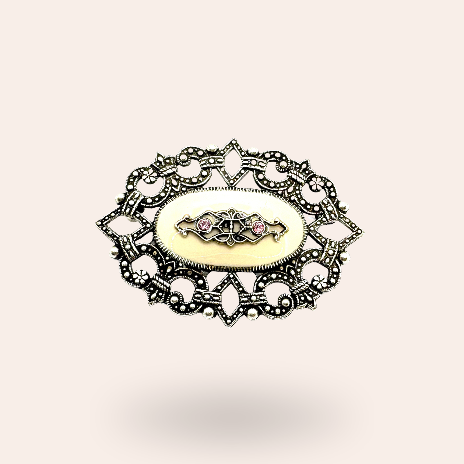 Broche Lady