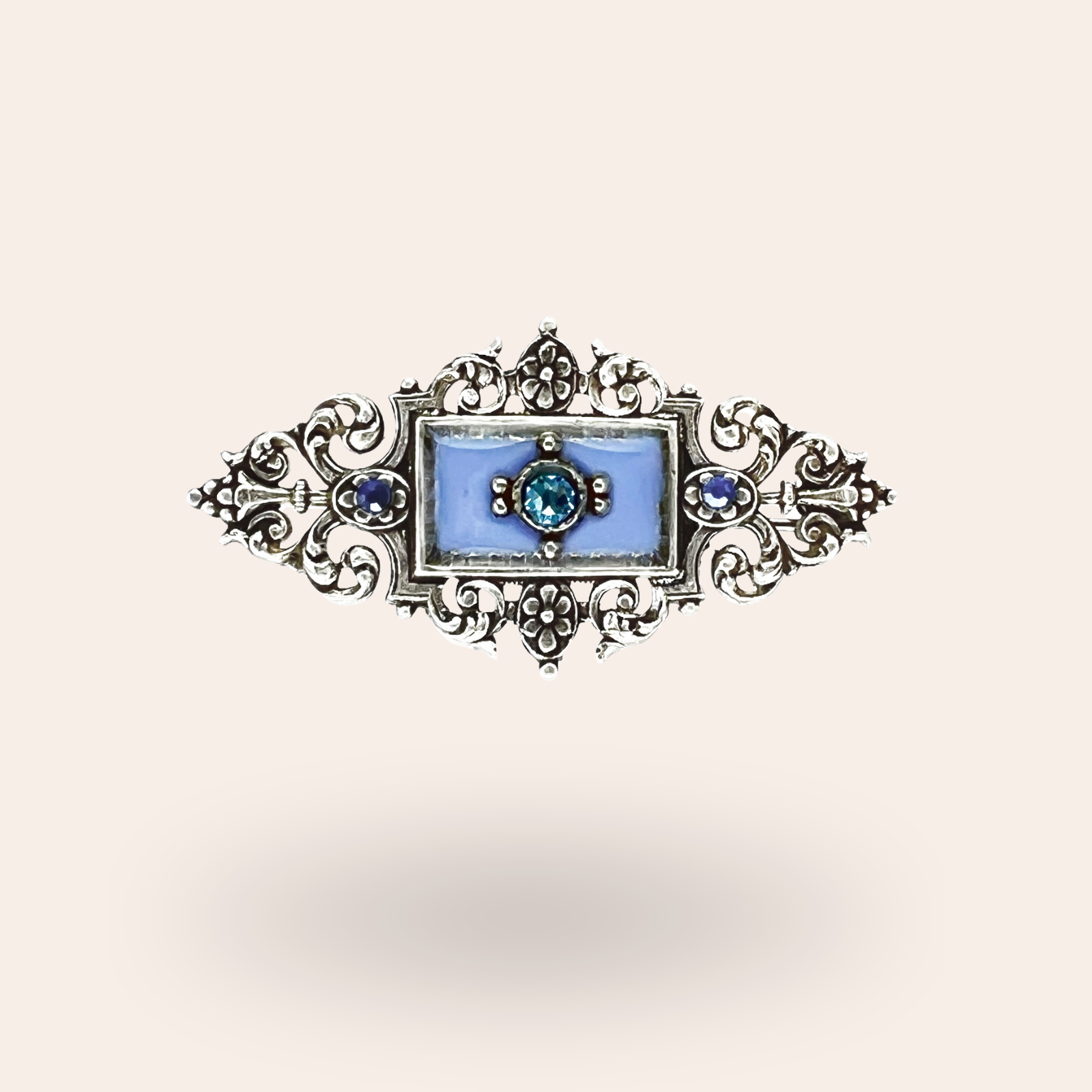 Broche Marta