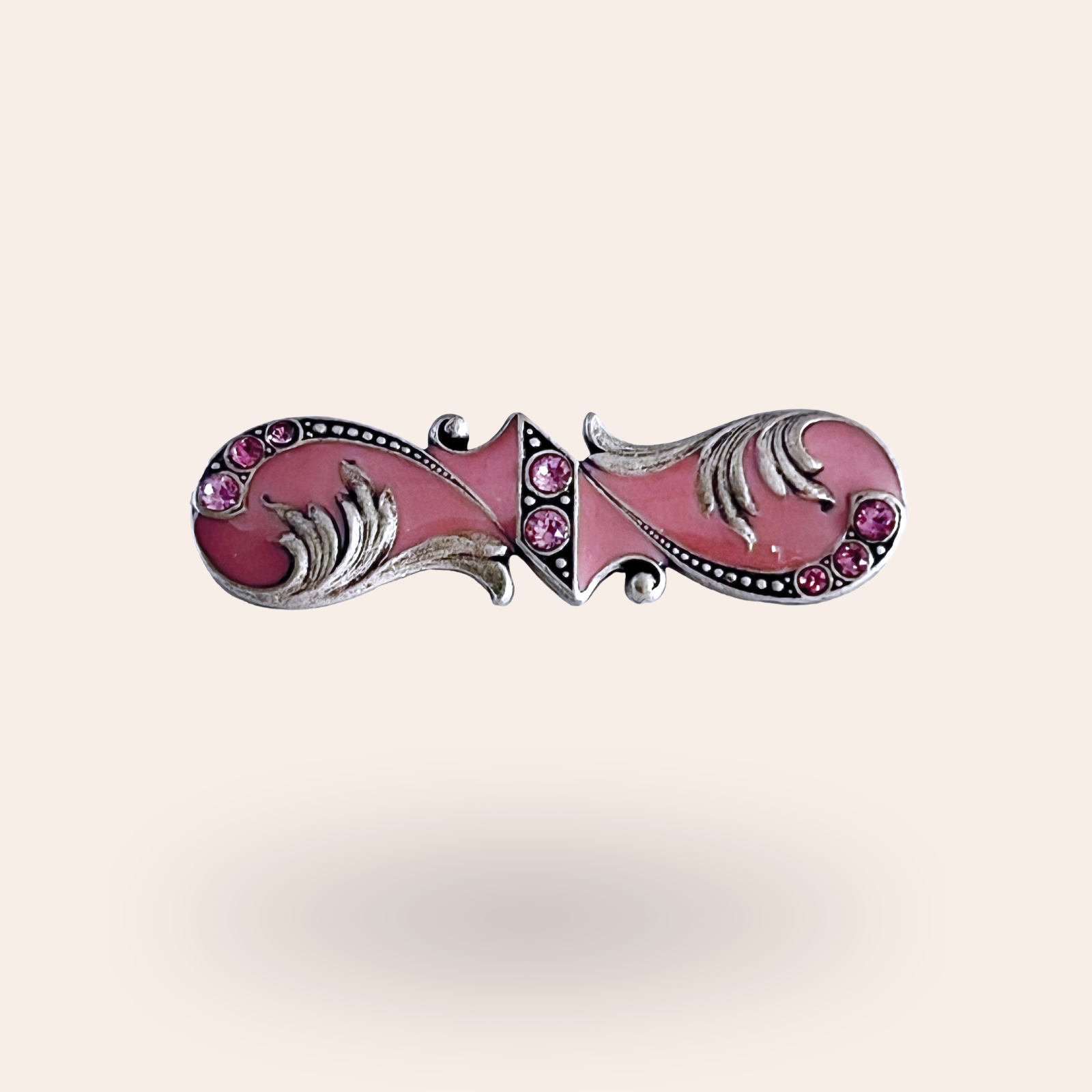 Broche Hildegarde