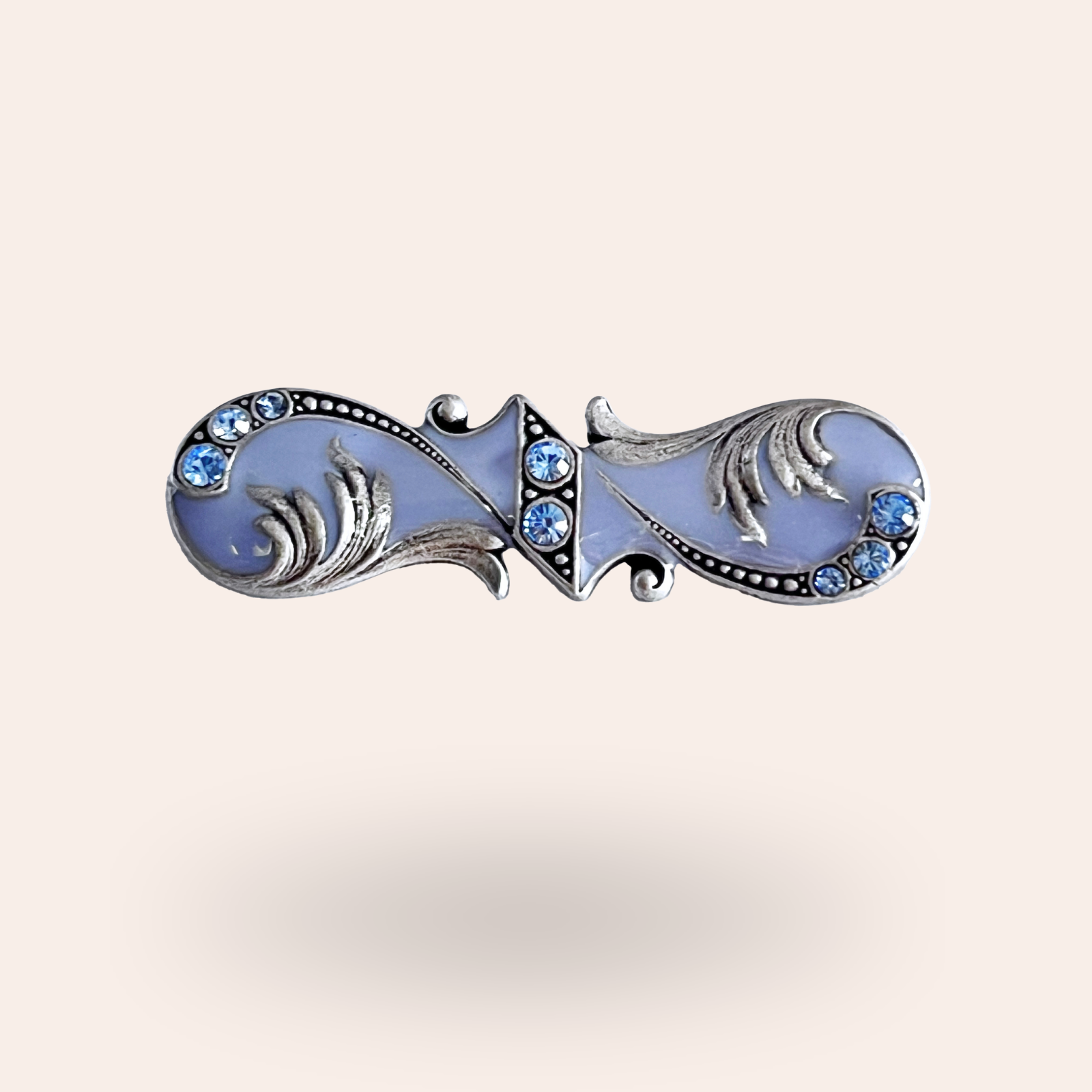 Broche Hildegarde