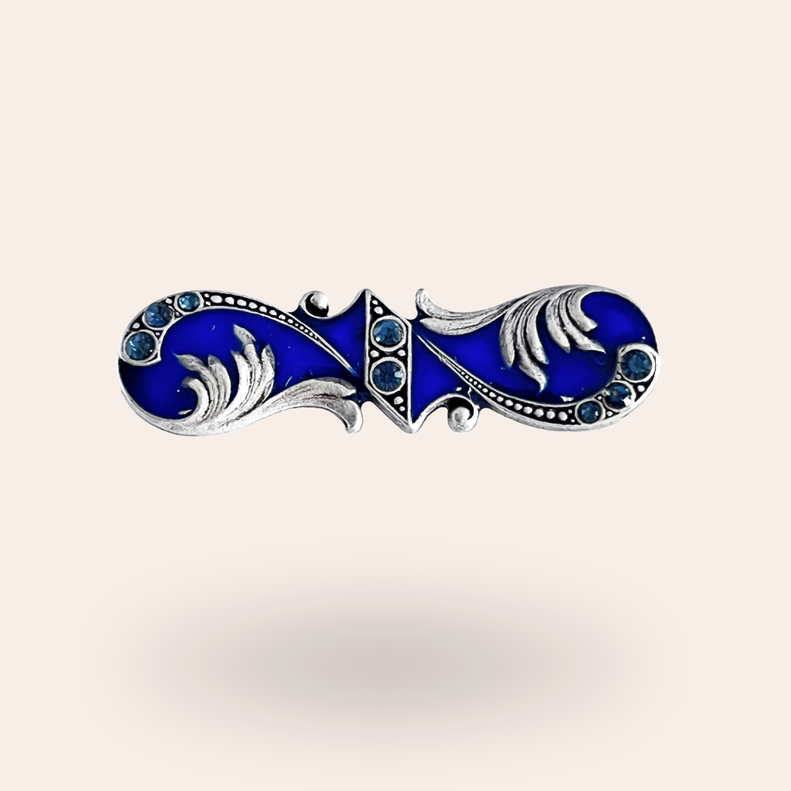 Broche Hildegarde