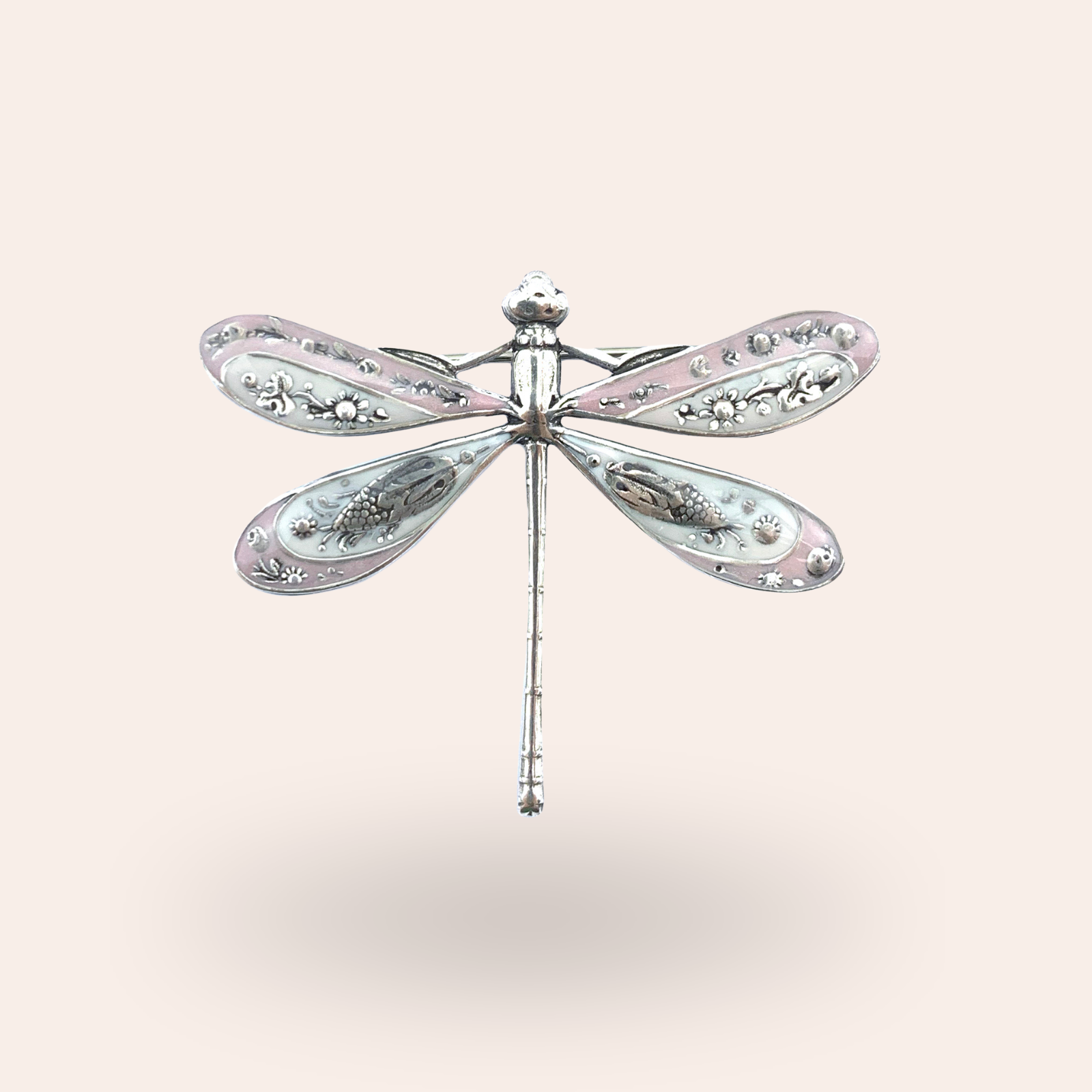 Broche Libellule gravée