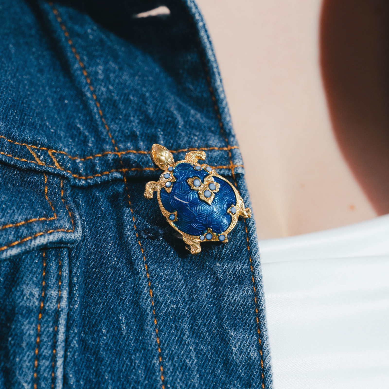 Broche Tortue Dorée