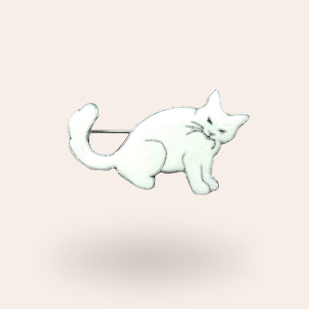 Broche Chat