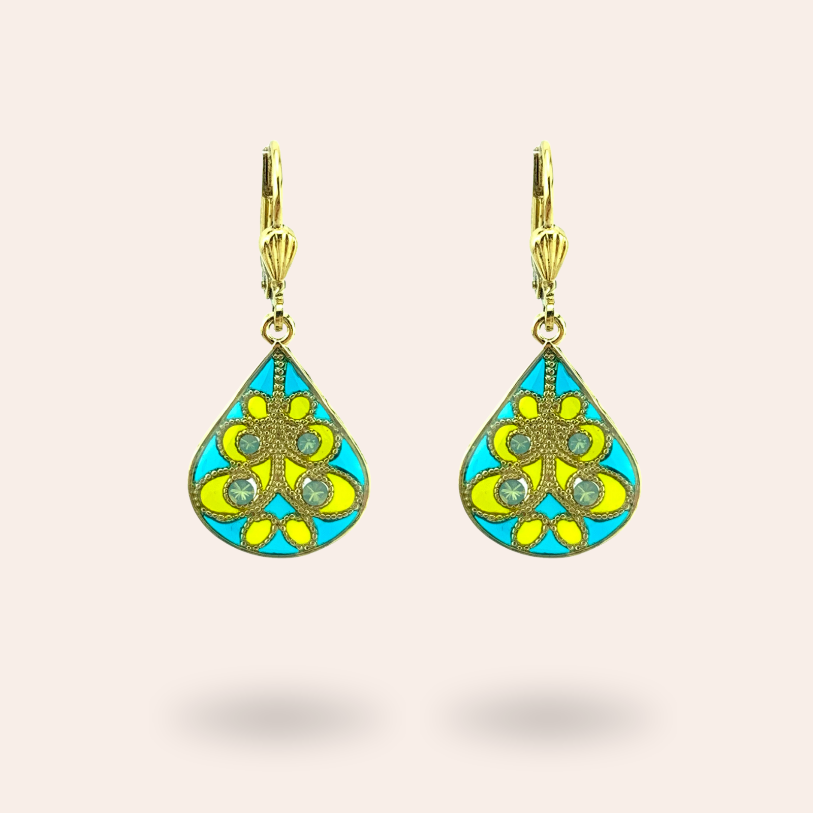 Boucles d'oreilles Entrelacs dorées