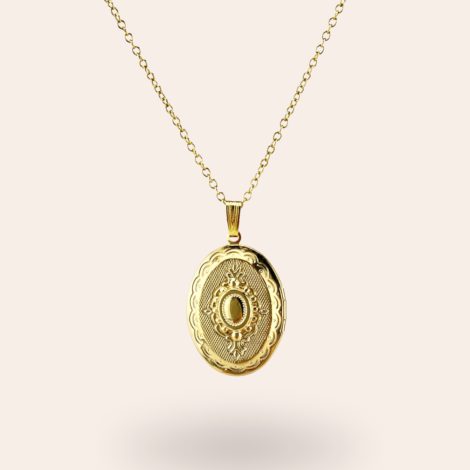Collier Locket minorque Doré