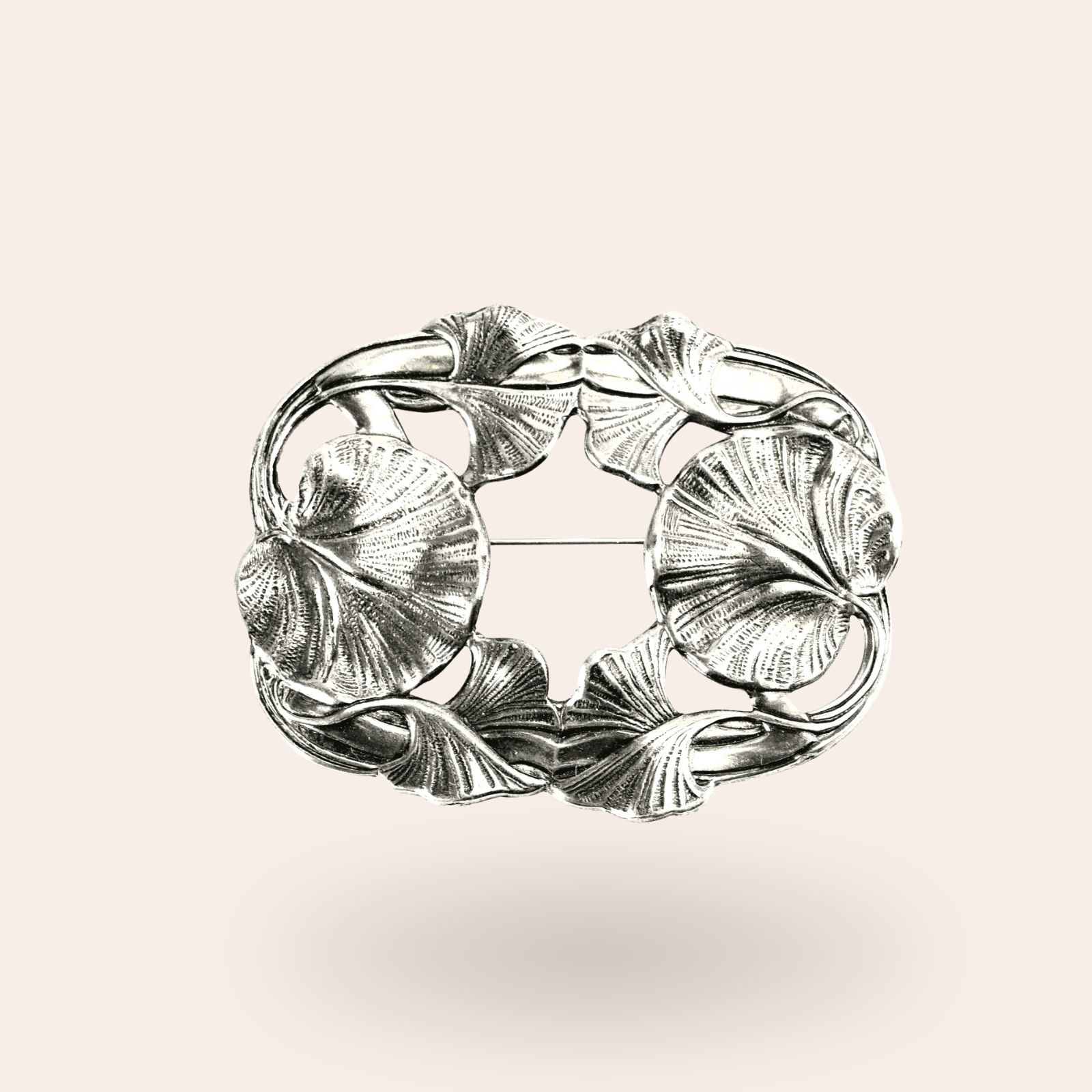 Broche Nénuphars argentée