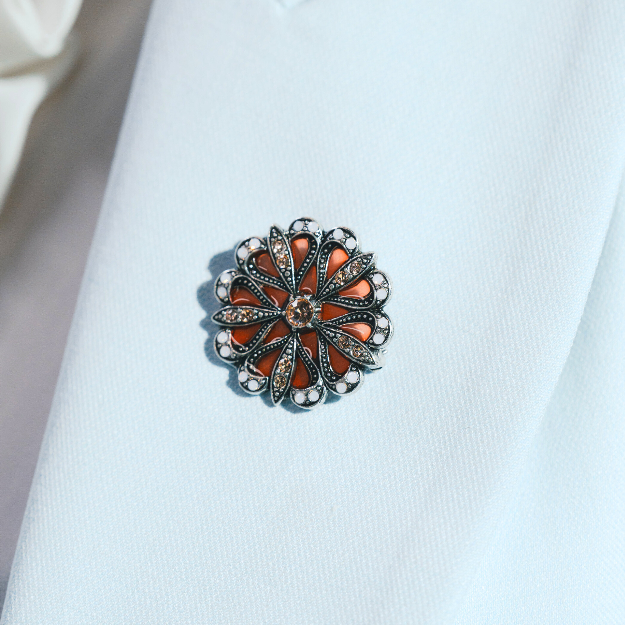 Broche Flore Argentée