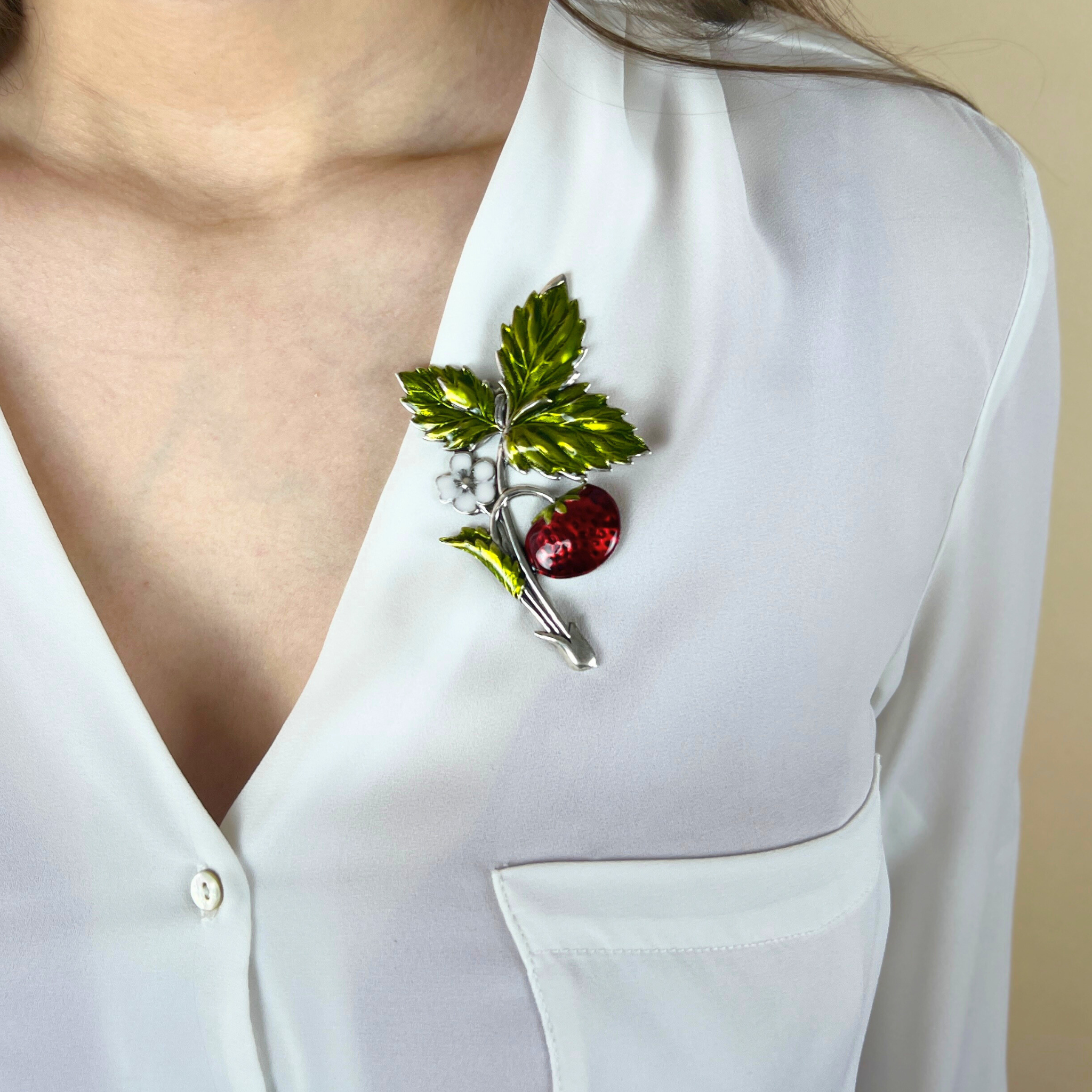 Broche Fraisier