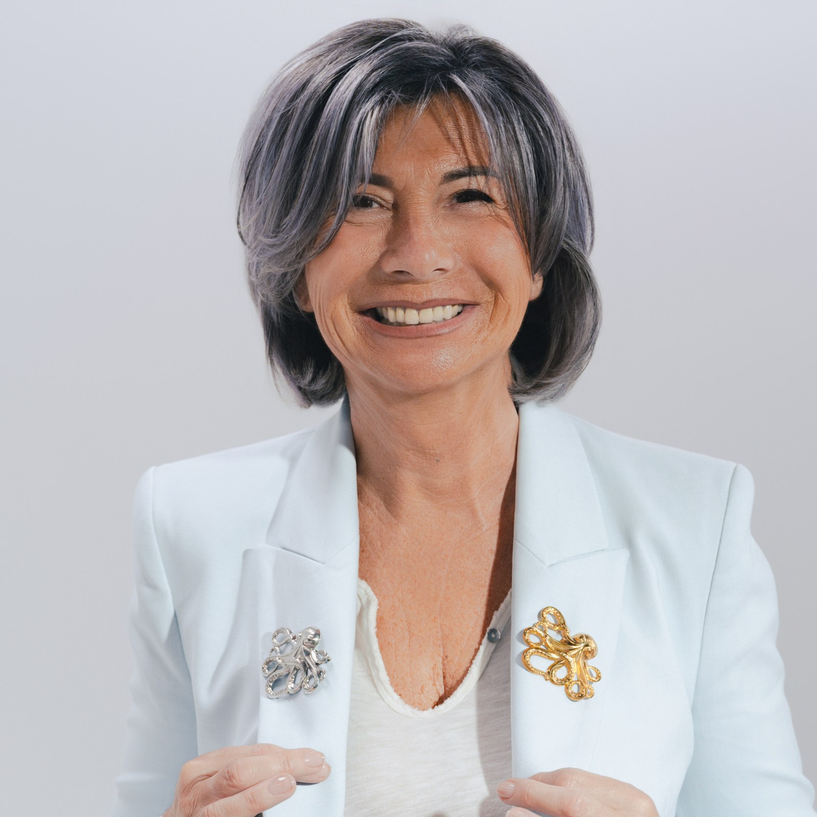 Broche octopus fabriquée à la main. Bijoux fantaisie uniques.