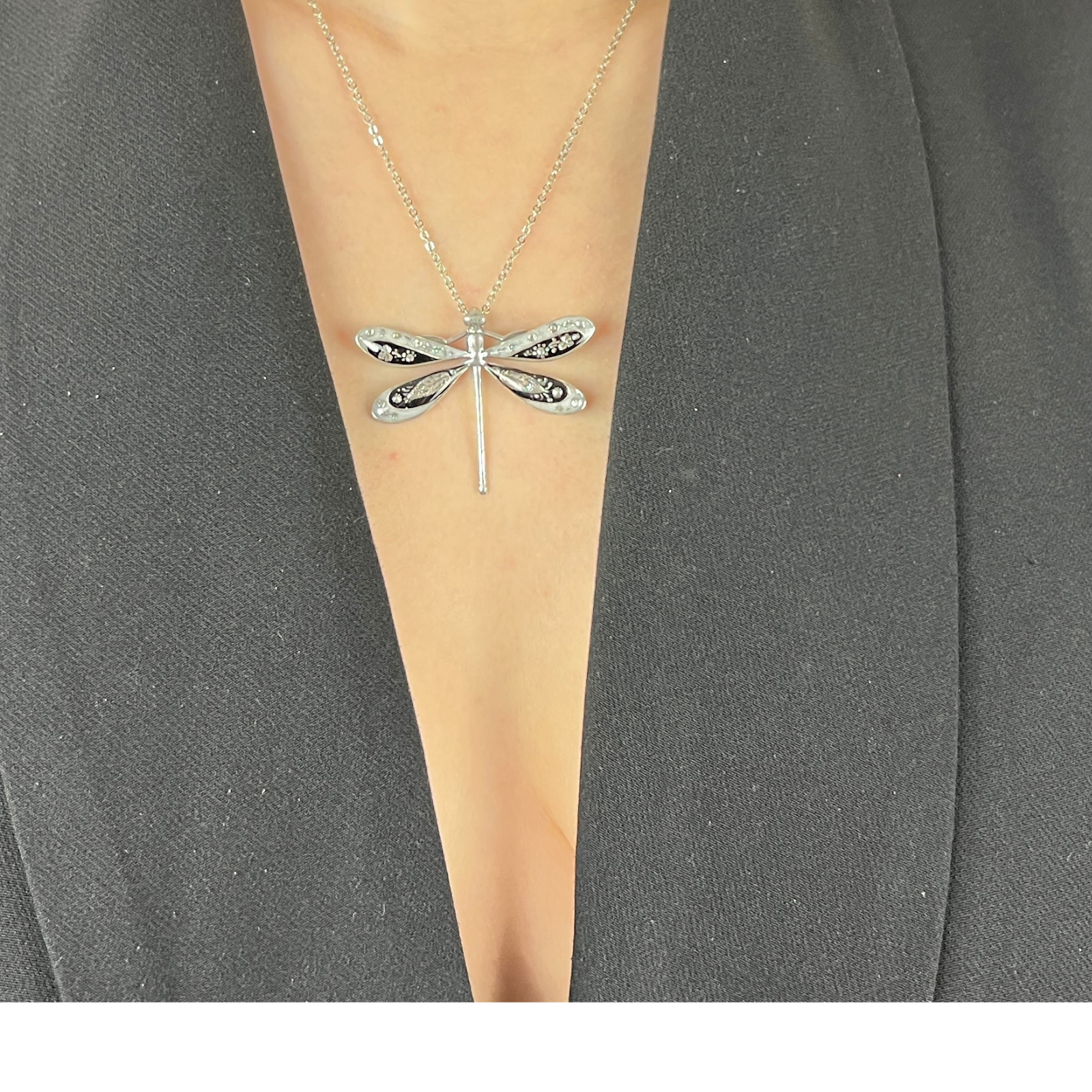 Collier Libellule gravée