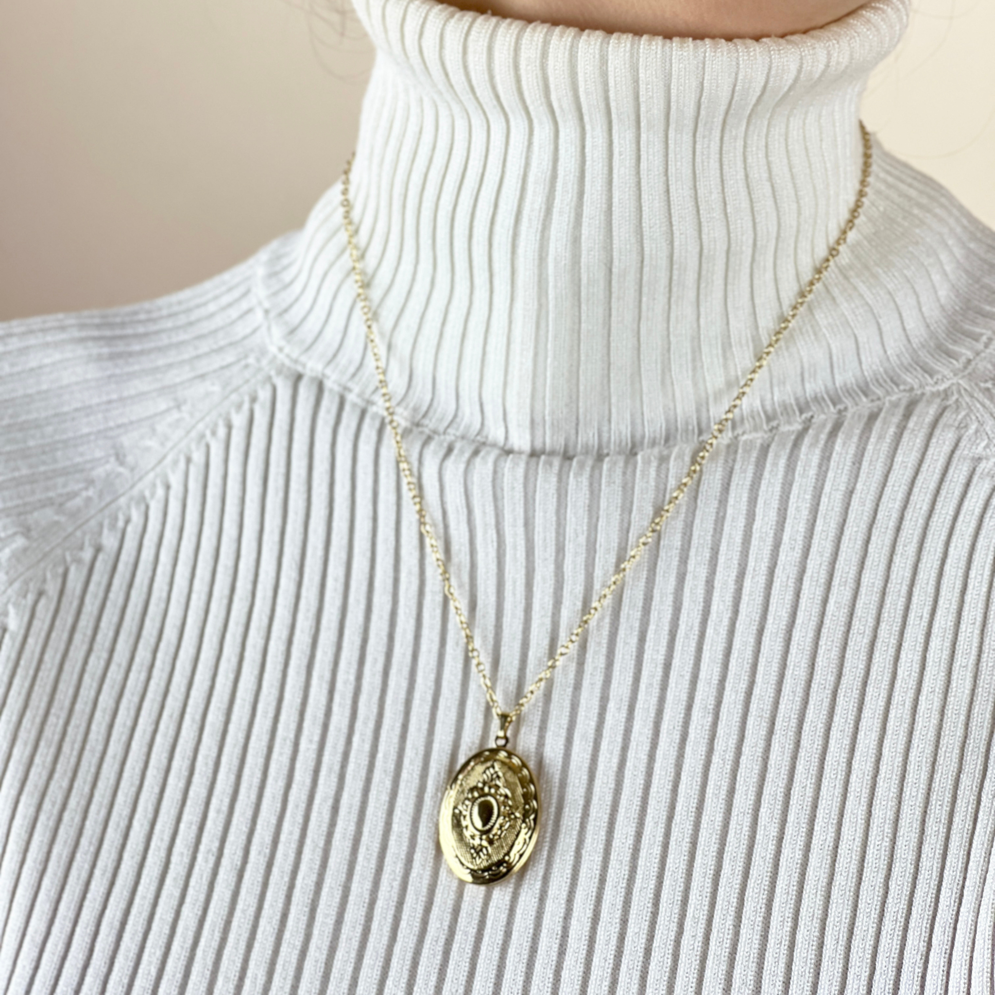 Collier Locket minorque Doré